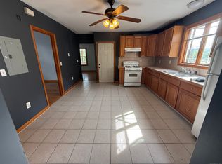 154 Charles St, Waterbury, CT 06708