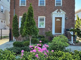 47-10 157th St #2, Flushing, NY 11355