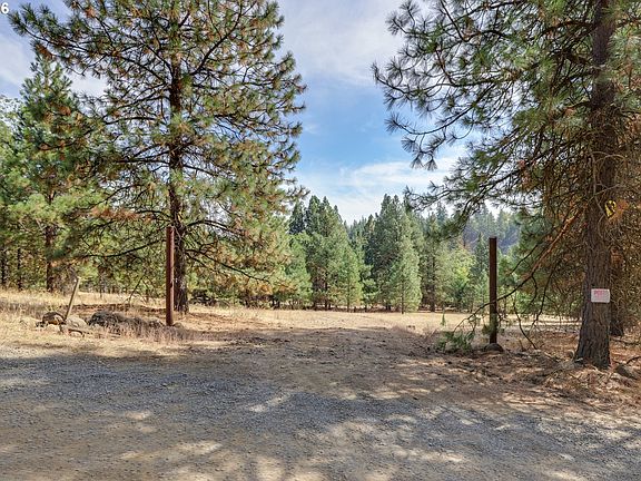 2nd image of 0 Ridgetop Rd