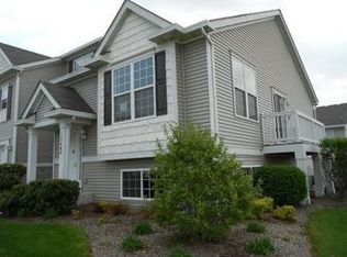 1748 Fieldstone Dr N, Shorewood, IL 60404