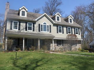 678 Knox Rd, Wayne, PA 19087