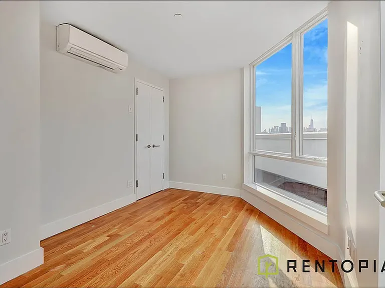 25 Skillman Ave #402C — Photo 8
