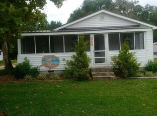 545 Little Kinston Rd, Surf City, NC 28445