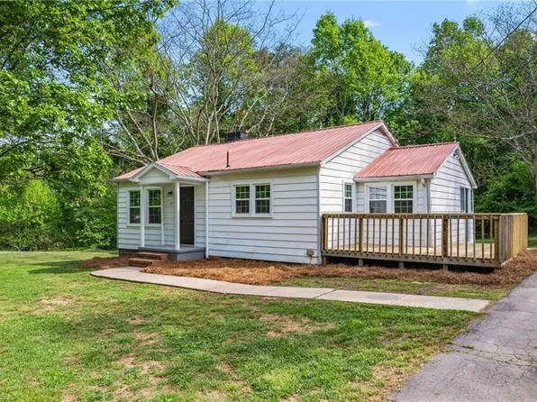 130 Morgan Rd, Winston Salem, NC 27105