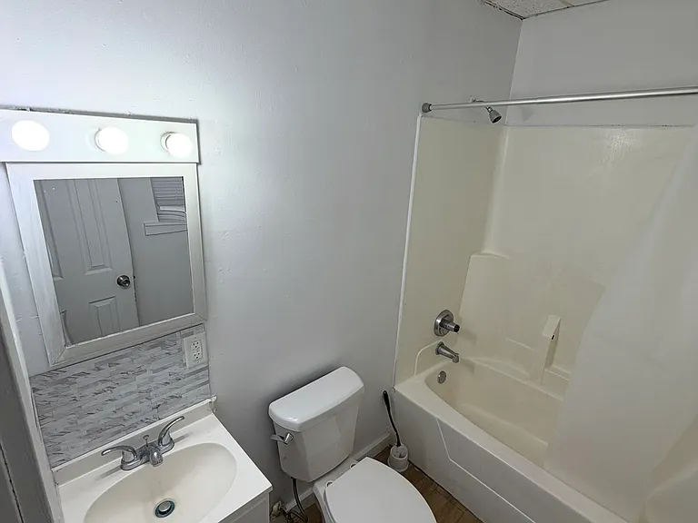 11 White St #1 — Photo 13