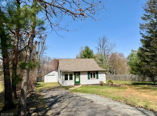 815 Miller Ln, Martinsville, NJ