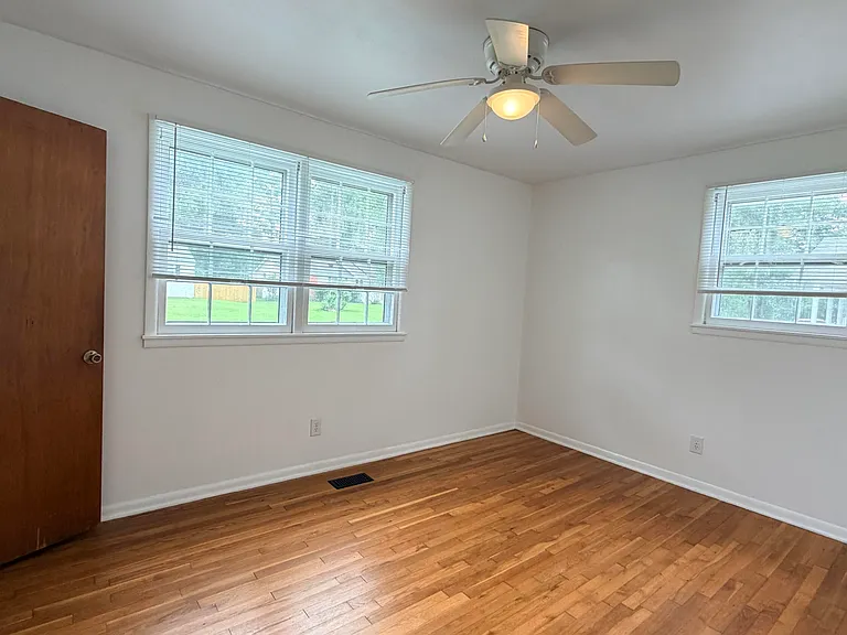 412 Seminole Trl — Photo 12