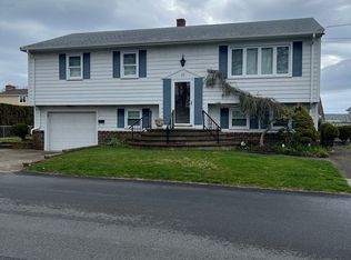 12 Lincoln St, Dartmouth, MA 02747