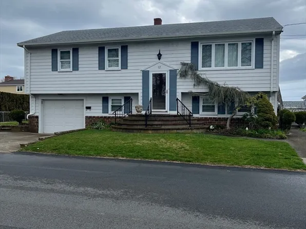 12 Lincoln St, Dartmouth, MA 02747