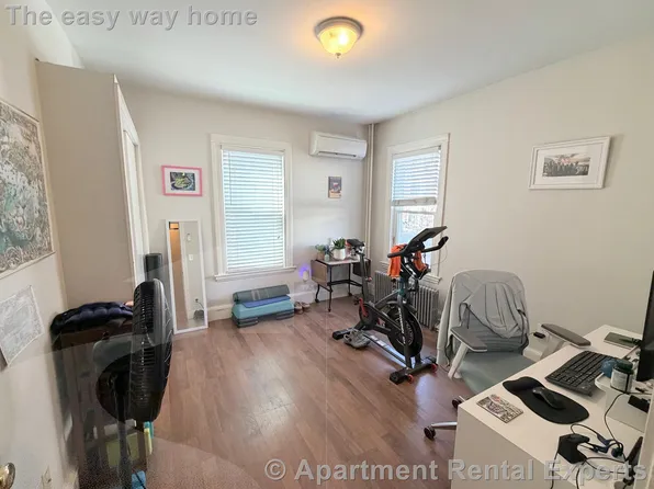 29 Trull St, Somerville, MA 02145