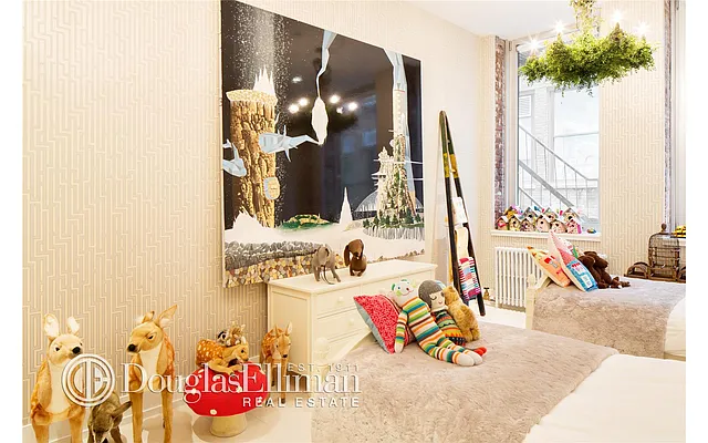 Sold by Douglas Elliman | media 7