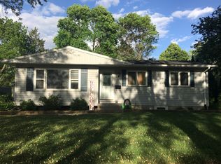 215 Lincoln Ln S, Brookings, SD 57006