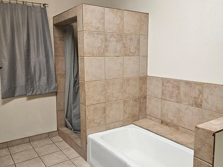 2291 La Senda Dr — Photo 8
