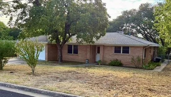 3 bed, 2.0 bath, 1780 sqft, $2,500 — Photo 2