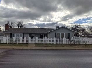 820 E Pine Ave, Hermiston, OR 97838