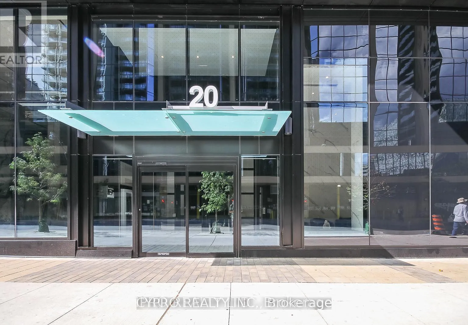 3 bed, $3,290 — Photo 2