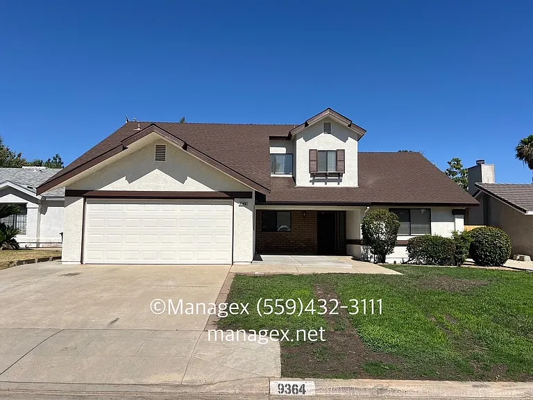 9364 N Archie Ave — Photo 1