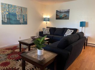 306 Pleasant St APT 6, Grass Valley, CA 95945