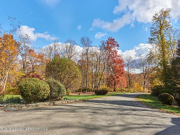 2nd image of 203 Silver Lake Road