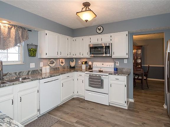 4th image of 7816 Dawson Dr