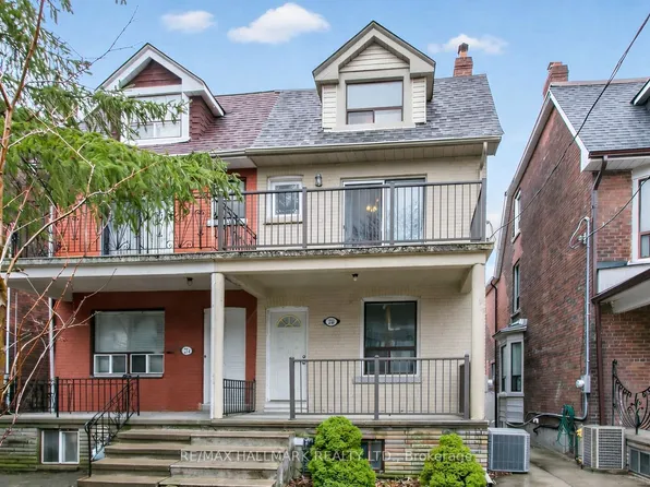 276 Grace St, Toronto, ON M6G 3A6