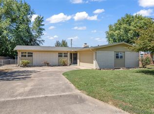 2021 Ridge Rd, Claremore, OK 74017