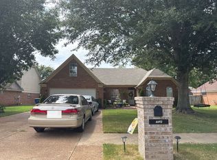 6693 Crystal Dr, Olive Branch, MS 38654