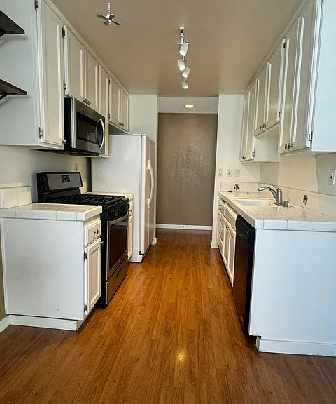 11615 Missouri Ave #3 — Photo 10