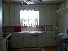 2nd image of 8033 Cherry St