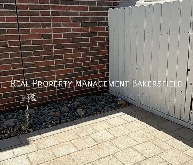 2403 Olive St #2403 — Photo 38