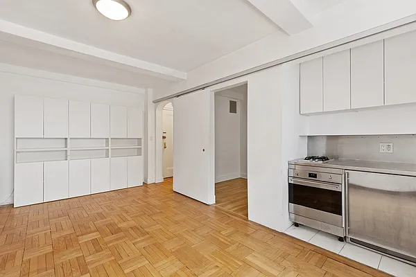 Rented by Corcoran | media 2