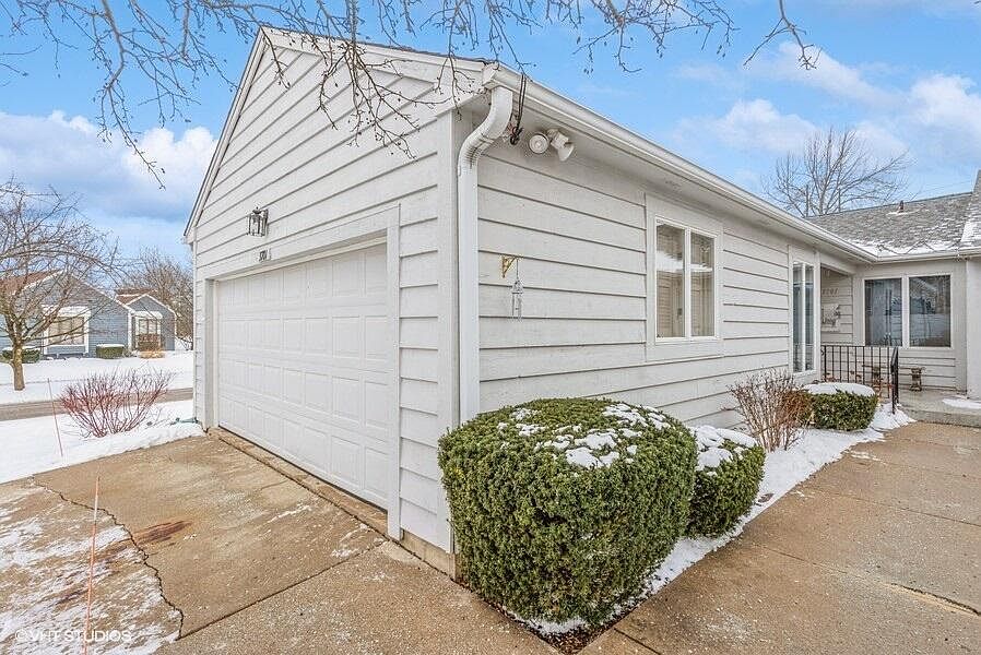 1st image of 3701 Chimney Hill Dr #3701