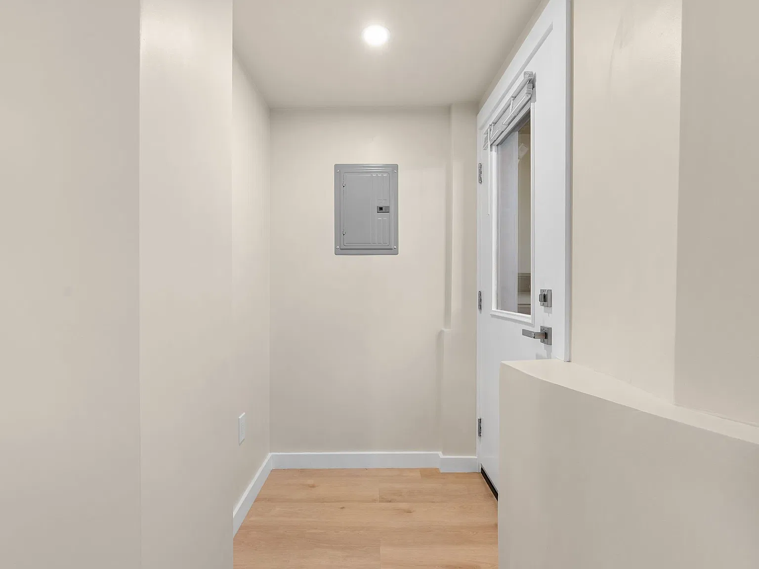 Spacious 2BR/2BA Apartment Unit at 1516 Alcatraz Ave, Berkeley - $3600/mo — Photo 4