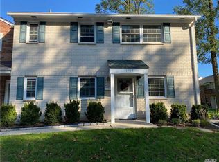 1168 Village Dr, Hauppauge, NY 11788