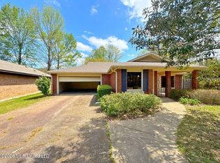 4 Southwood Blvd, Clinton, MS 39056