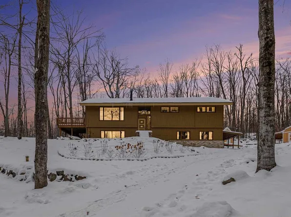 1548 Sunterra Trl, Boyne City, MI 49712