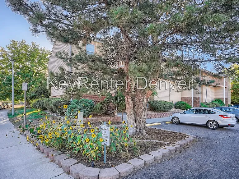 7665 E Eastman Ave #201-C — Photo 3