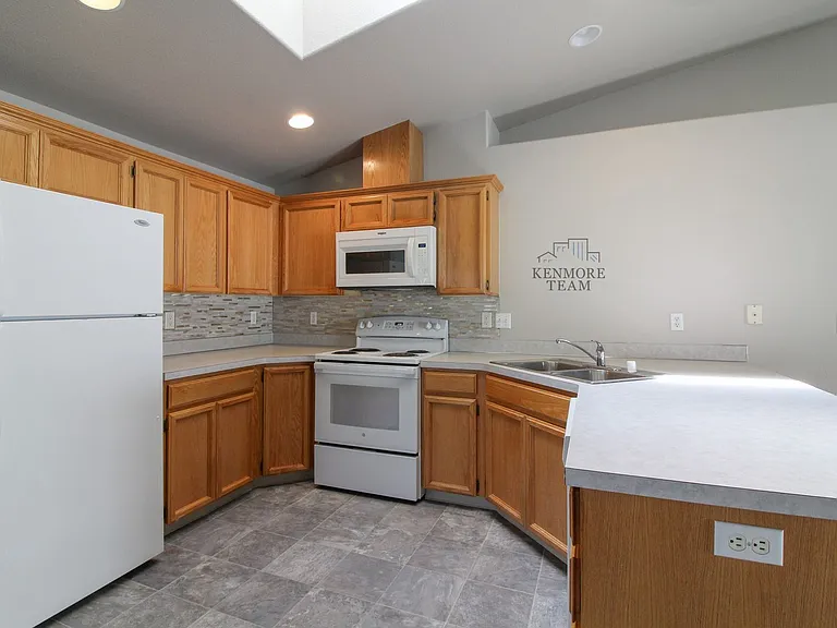 7611 Pender Dr — Photo 5