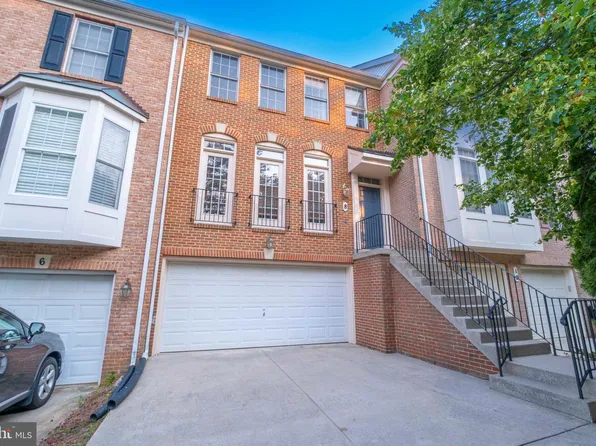 8 Calabash Ct, Rockville, MD 20850