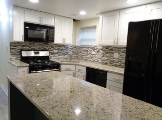 3215 W Olive Ave #G, Chicago, IL 60659