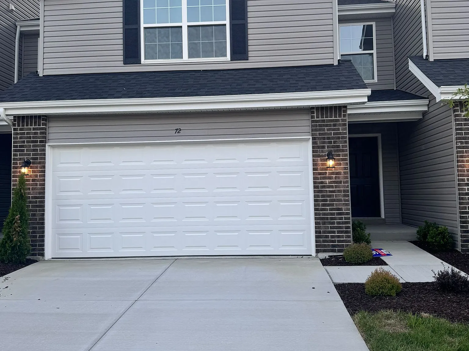 3 bed, 1719 sqft, $2,500 — Photo 1