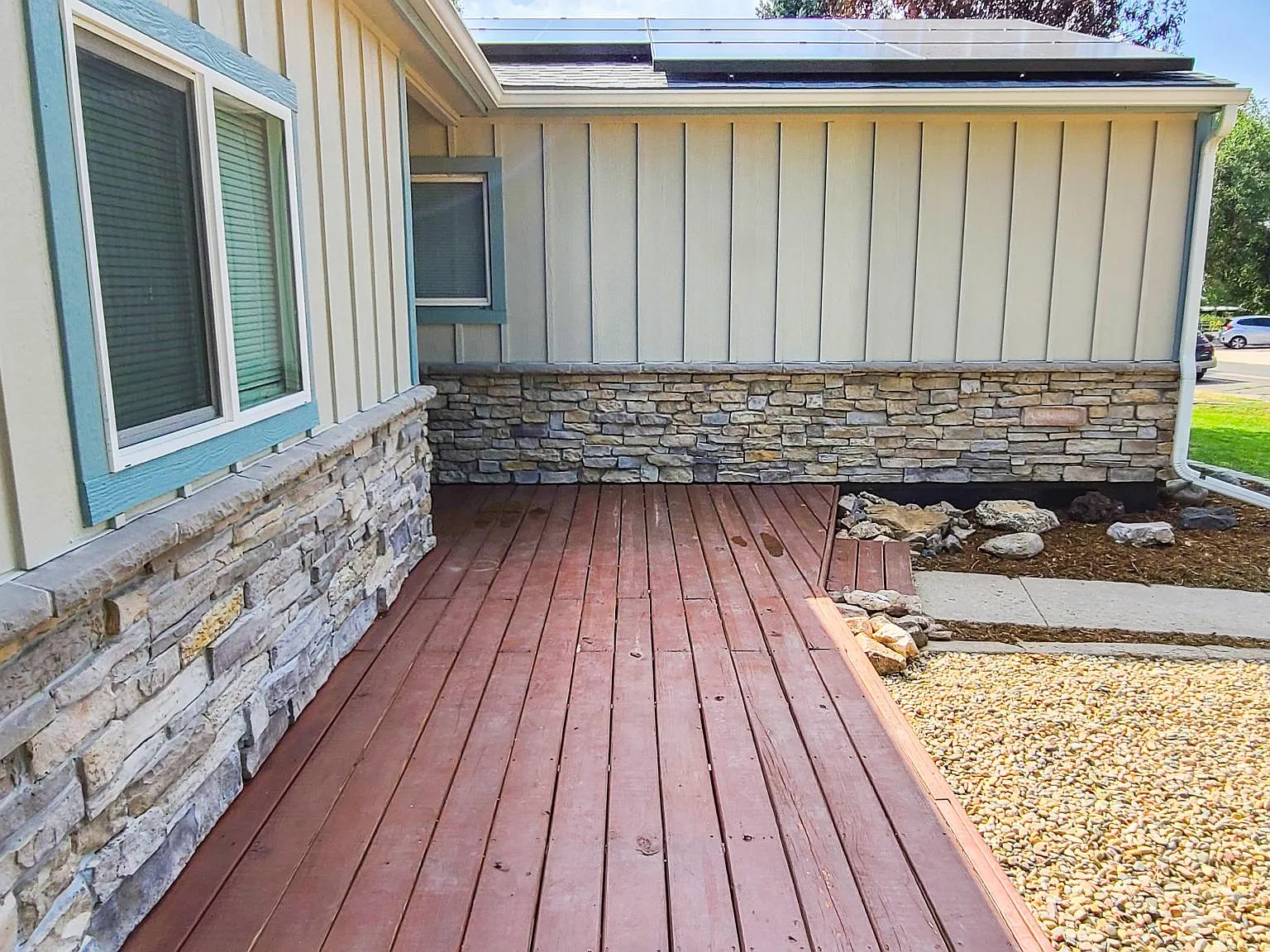 4 bed, 1095 sqft, $2,195 — Photo 3