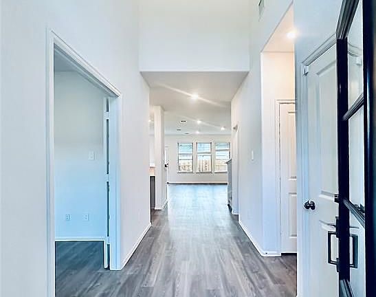 2nd image of 1412 Cantabria Ct