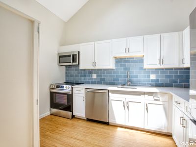 2289 Bedford Street #A9, Stamford, CT, 06902