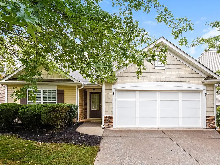 210 Winterbury Dr — Photo 1