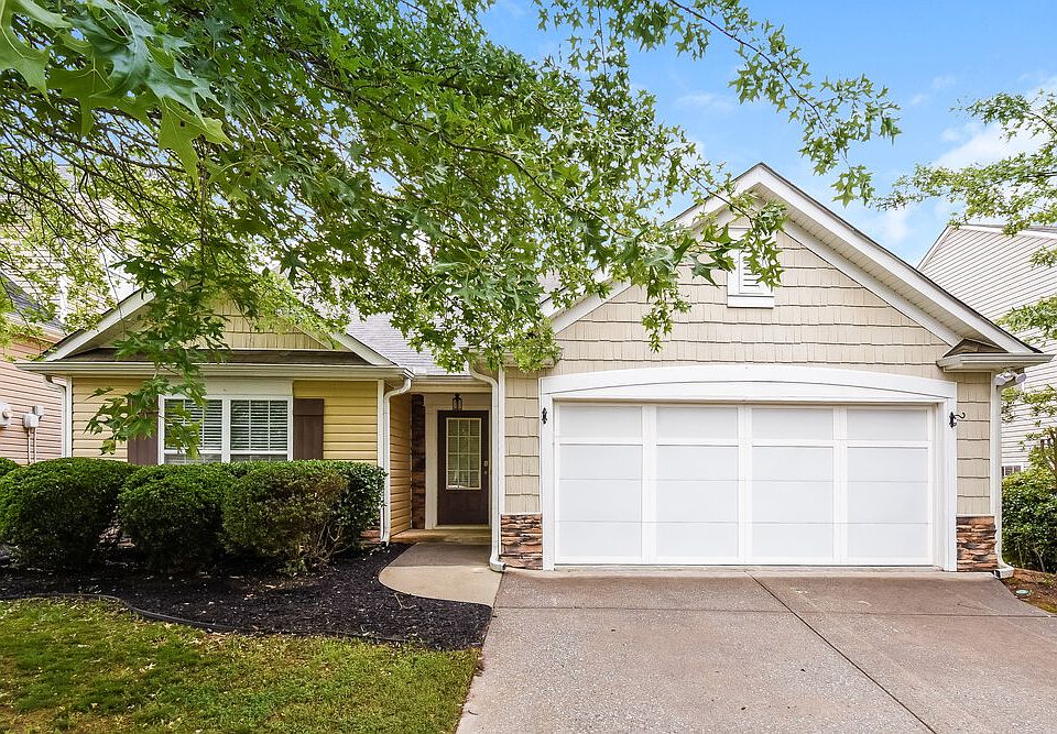 1st image of 210 Winterbury Dr