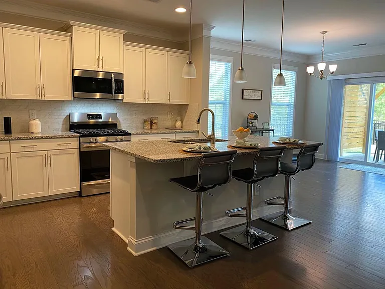 3014 Burton Point Ct — Photo 9