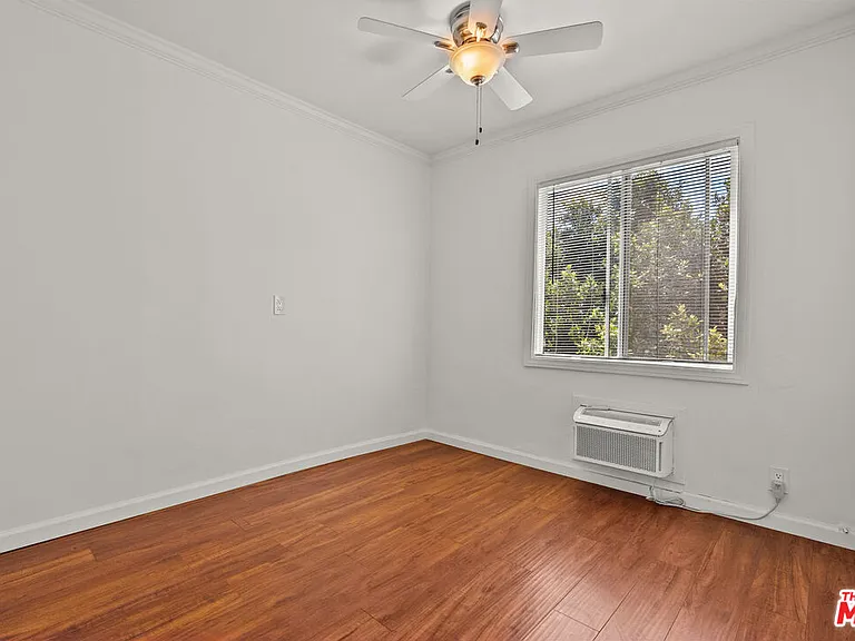 1540 N Fuller Ave #7 — Photo 17