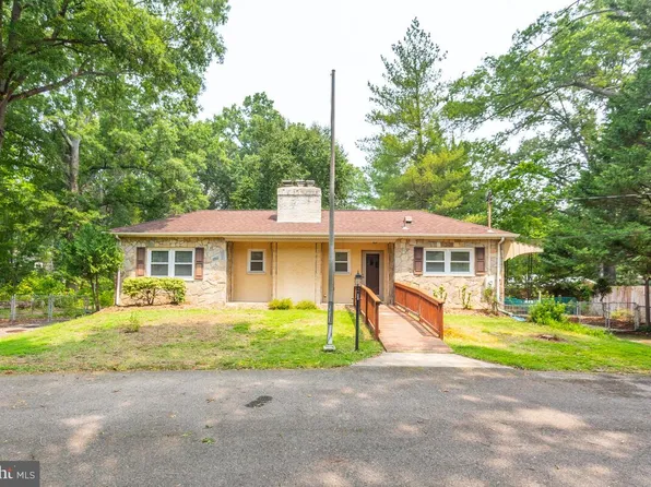 139 Farmington Rd W, Accokeek, MD 20607