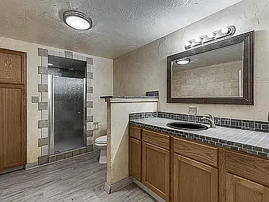 200 E Clark St #C — Photo 7